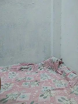 Snapshot of bigcutecouple chatting on 11, 7, 2026 bigcutecouple online show from 11, 7, 2026