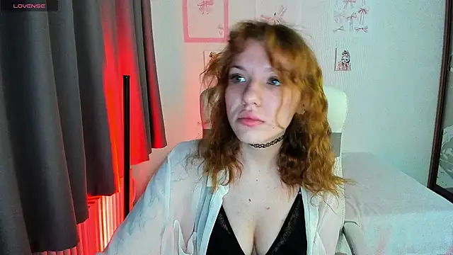Snapshot of Megancat333 chatting on 27, 9, 2025 Megancat333 online show from 27, 9, 2025
