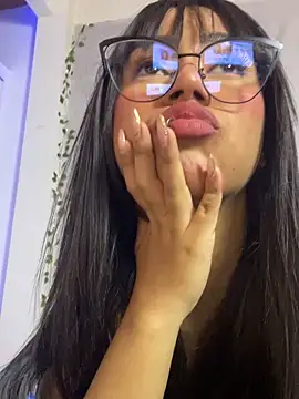 Snapshot of Samantha_Alves chatting on 11, 10, 2025 Samantha Alves online show from 11, 10, 2025