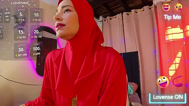 ShanaJamil online show from 17, 9, 2025