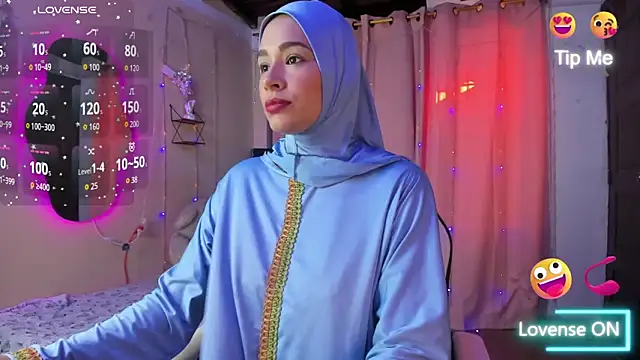 ShanaJamil online show from 18, 12, 2025