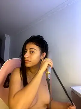 Isabella Montoya online show from 7, 10, 2025