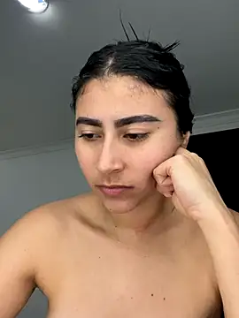 Isabella Montoya online show from 8, 11, 2025