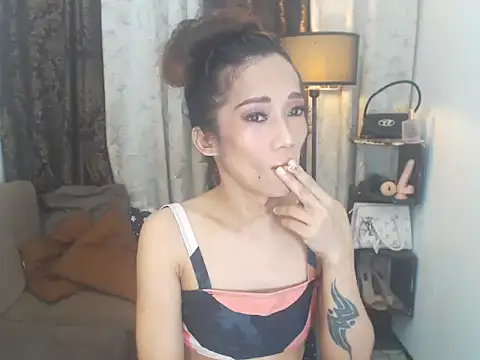 lobbysweetfuckerx online show from 13, 9, 2025