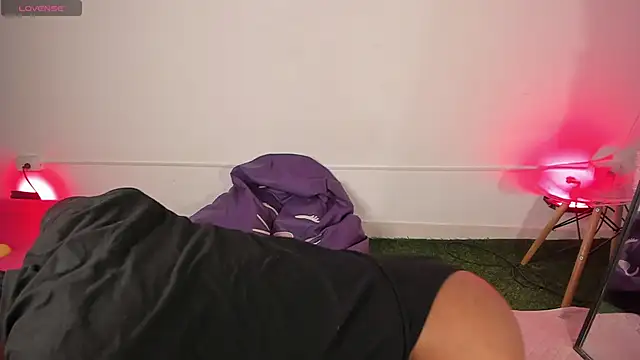 EstivenSallas online show from 26, 11, 2025