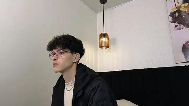  ruby red online show from 3, 10, 2025