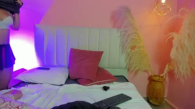  ruby red online show from 16, 10, 2025