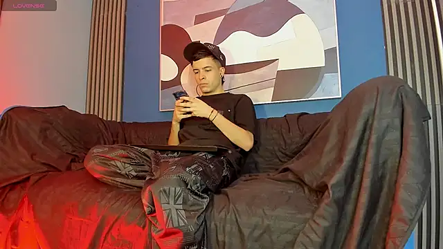 kevinn blue1 online show from 20, 10, 2025