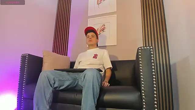 kevinn blue1 online show from 29, 11, 2025