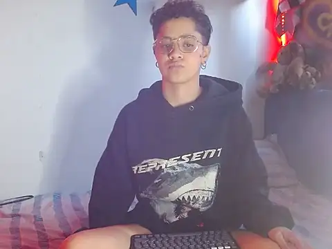 Jade Rayden online show from 7, 4, 2026