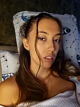 Snapshot of Virgin_Pussy_Squirt chatting on 24, 9, 2025 Virgin Pussy Squirt online show from 24, 9, 2025