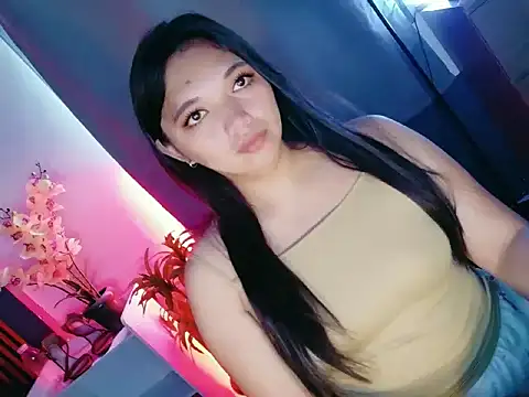 Snapshot of Nikki_Karishma chatting on 13, 4, 2026 Nikki Karishma online show from 13, 4, 2026