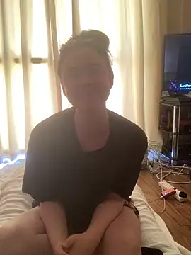 Mia Winters online show from 12, 4, 2026