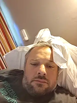 Snapshot of Yannor36 chatting on 9, 10, 2025 Yannor36 online show from 9, 10, 2025