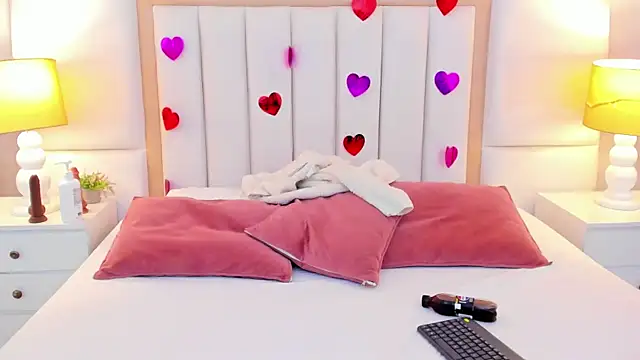 Snapshot of LaylaaDoll chatting on 14, 2, 2026 LaylaaDoll online show from 14, 2, 2026