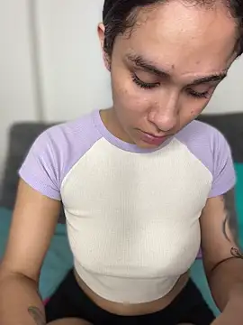 Isabella-Teen online show from 19, 12, 2025