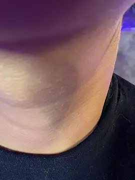 Isabella-Teen online show from 23, 3, 2026