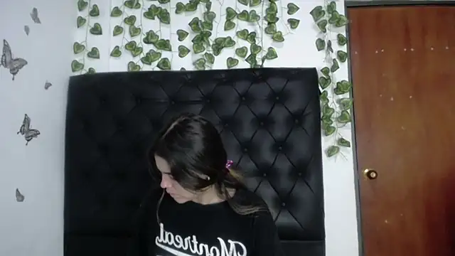 isabel 09 online show from 20, 4, 2026