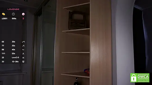 RenaeConnerley online show from 10, 10, 2025