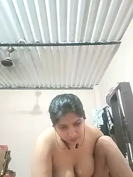 aliya-jaan71 online show from 14, 4, 2026