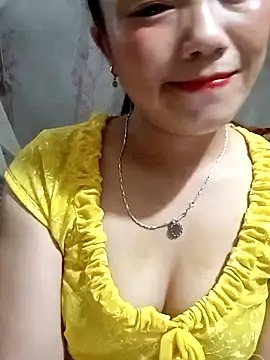 Snapshot of _losrt_cherry_ chatting on 15, 9, 2025 losrt cherry online show from 15, 9, 2025
