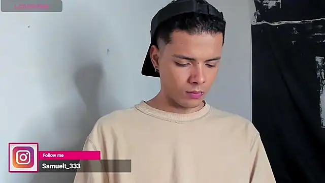 Snapshot of Avaggi chatting on 7, 11, 2025 Avaggi online show from 7, 11, 2025