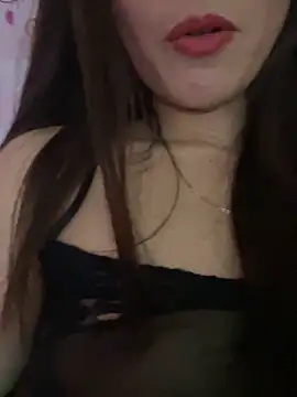 Moon pusy online show from 5, 4, 2026