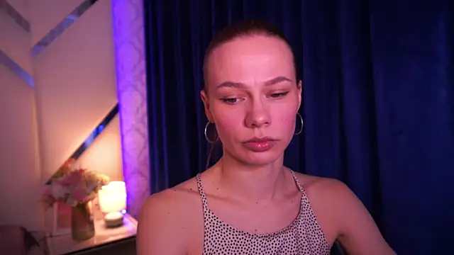 ShyySiren online show from 9, 4, 2026