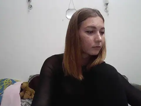 Snapshot of Lysorah chatting on 3, 11, 2025 Lysorah online show from 3, 11, 2025