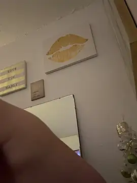 Ariasweetaspie online show from 25, 2, 2026