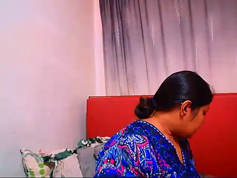 Snapshot of IndianBarbie00 chatting on 1, 10, 2025 IndianBarbie00 online show from 1, 10, 2025