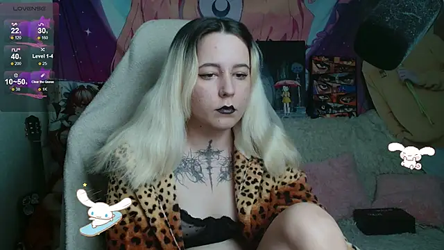 Snapshot of minnie_chan chatting on 7, 10, 2025 minnie chan online show from 7, 10, 2025