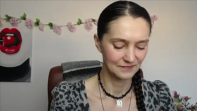 Snapshot of TayaFinch chatting on 19, 1, 2026 TayaFinch online show from 19, 1, 2026