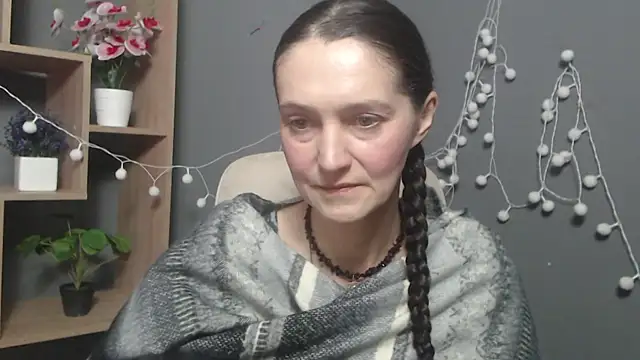 Snapshot of TayaFinch chatting on 5, 2, 2026 TayaFinch online show from 5, 2, 2026