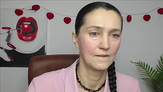 Snapshot of TayaFinch chatting on 16, 2, 2026 TayaFinch online show from 16, 2, 2026