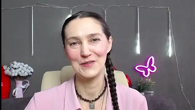 Snapshot of TayaFinch chatting on 19, 2, 2026 TayaFinch online show from 19, 2, 2026