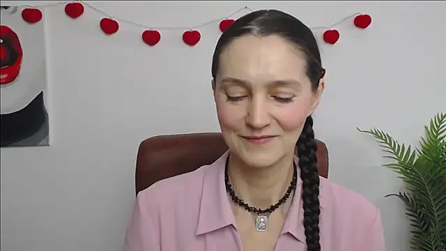 Snapshot of TayaFinch chatting on 23, 2, 2026 TayaFinch online show from 23, 2, 2026