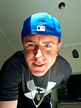 Bottz777 online show from 4, 12, 2025