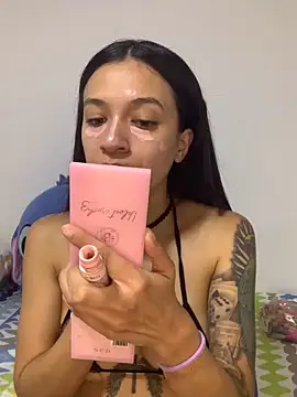 MiQeilaSweet online show from 5, 6, 2026