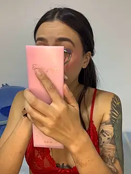 MiQeilaSweet online show from 6, 6, 2026
