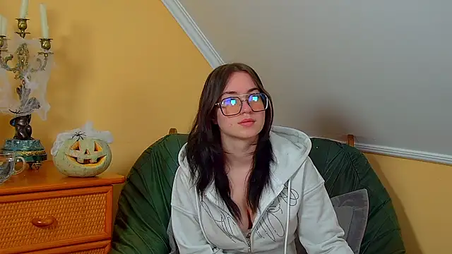 AnneAvery online show from 31, 10, 2025