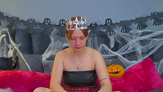 BeatriceBinoche online show from 29, 10, 2025