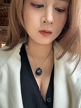 yuki june online show from 8, 2, 2026