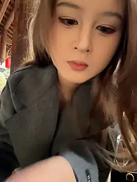 yuki june online show from 9, 2, 2026