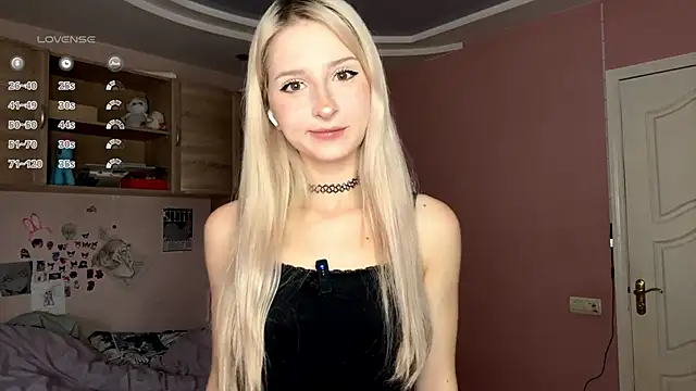 FridaAaberg online show from 29, 10, 2025