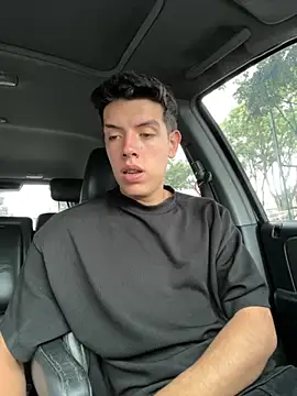 Snapshot of mattebret11 chatting on 28, 9, 2025 mattebret11 online show from 28, 9, 2025