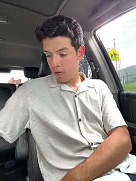 Snapshot of mattebret11 chatting on 20, 10, 2025 mattebret11 online show from 20, 10, 2025