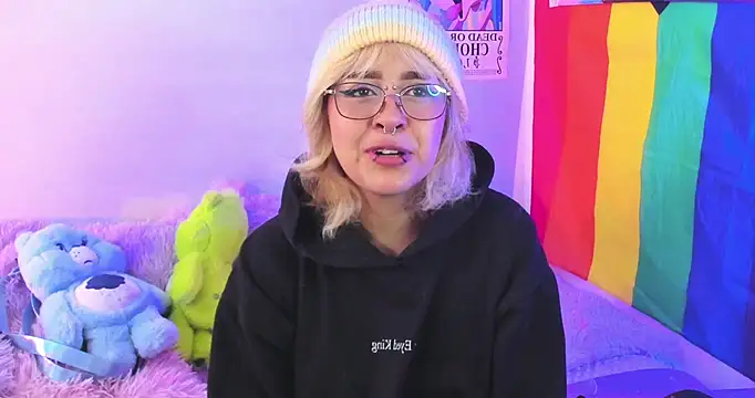 NekoWaifu online show from 3, 11, 2025