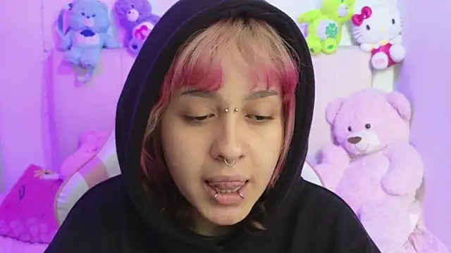 NekoWaifu online show from 21, 4, 2026