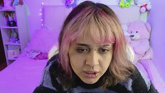 NekoWaifu online show from 25, 4, 2026